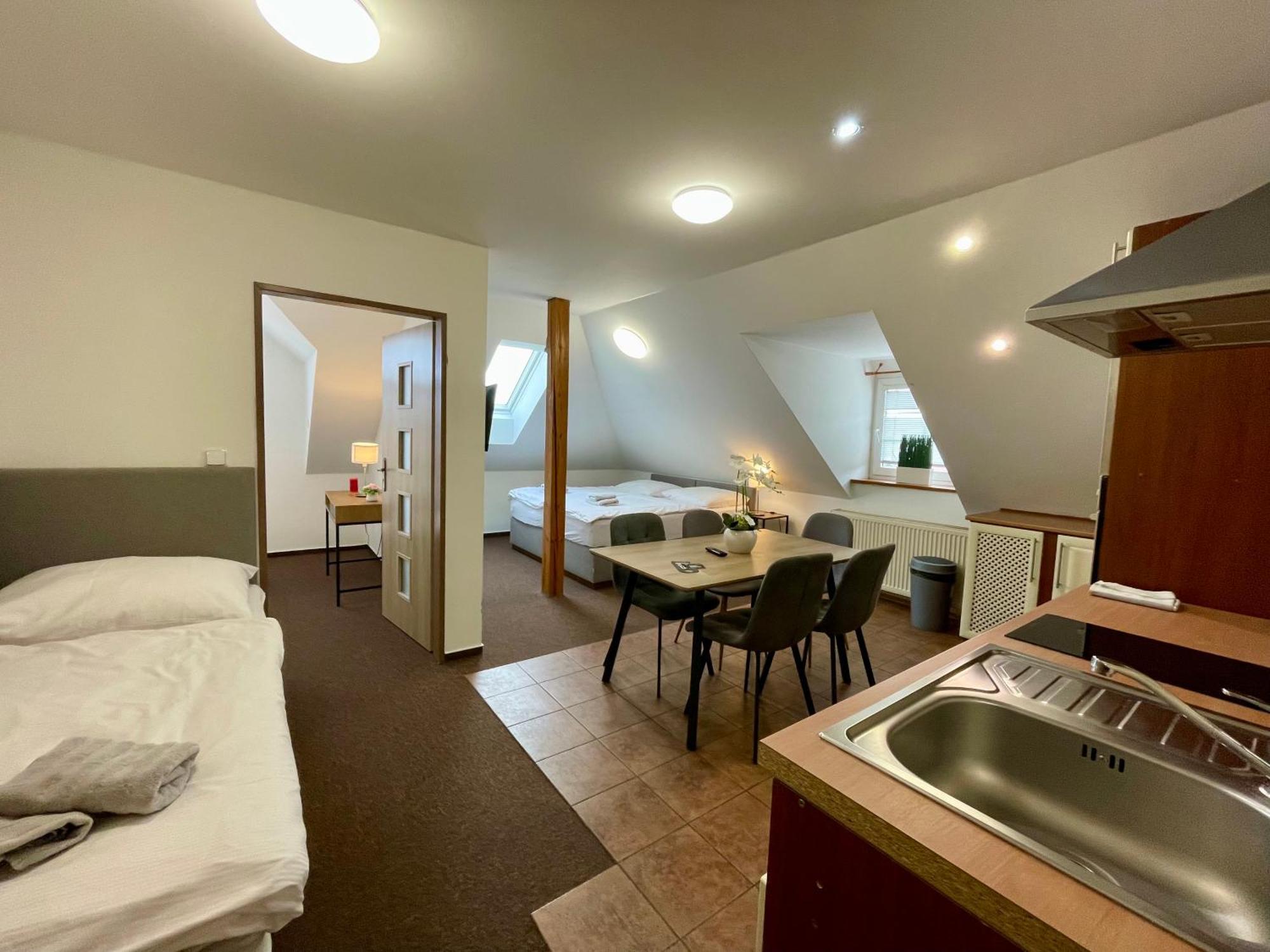 Hotel Aldo Uničov المظهر الخارجي الصورة